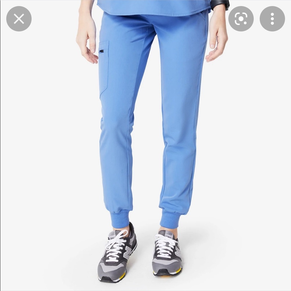 FIGS Ceil blue scrub joggers size S
